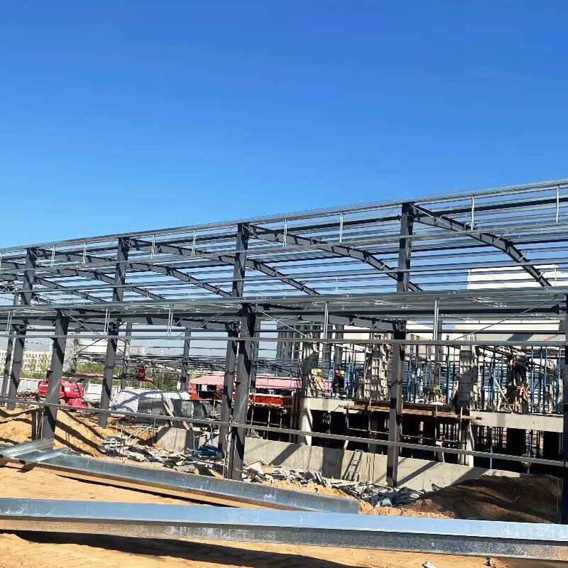 Production process of steel structure warehouse building